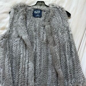 525 America Luxe Gray Faux Fur Vest